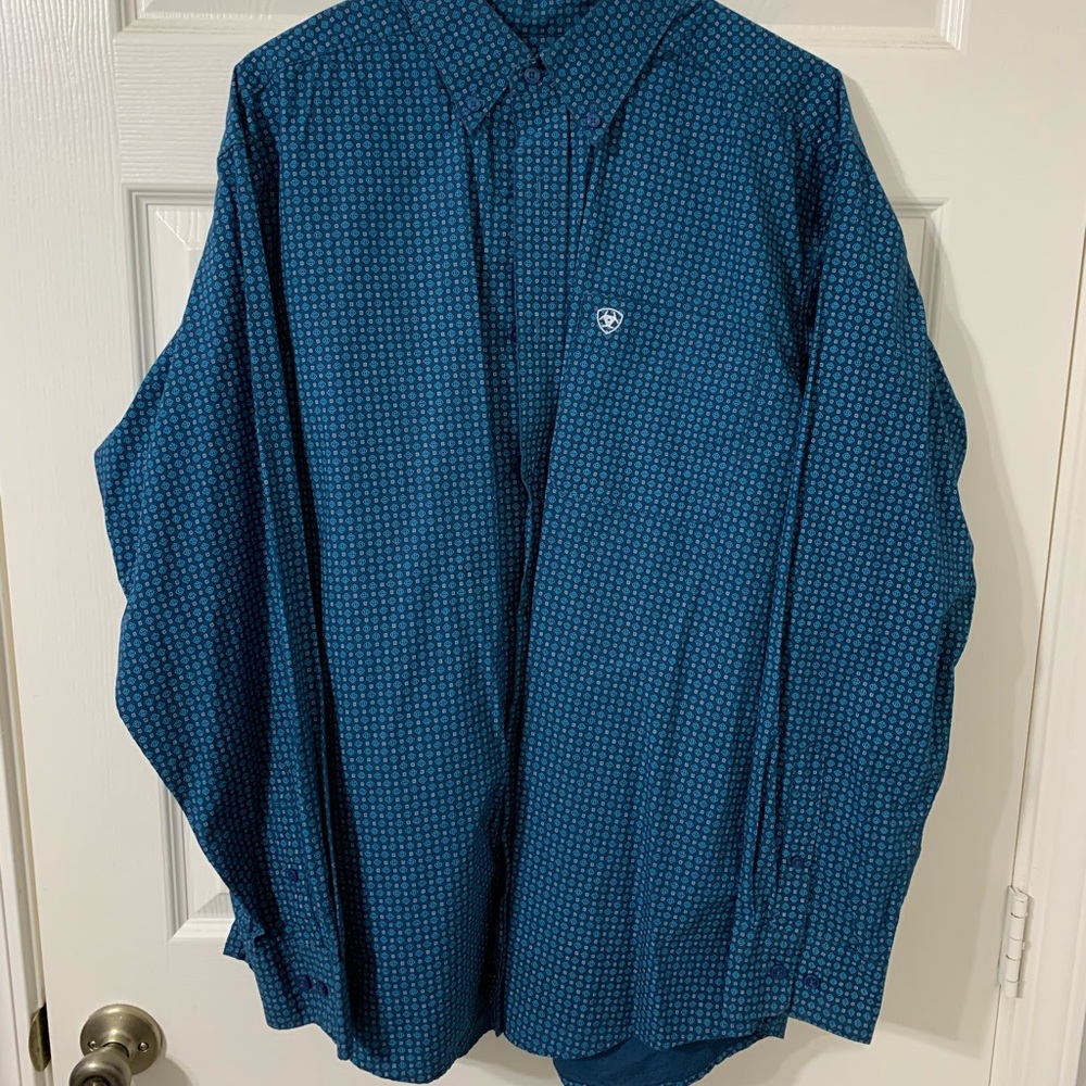 Men’s Ariat Western button up shirt